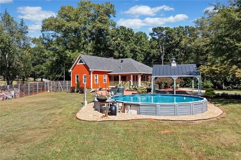 A home in Powder Springs