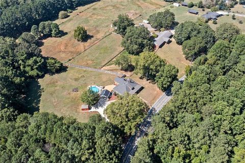 A home in Powder Springs