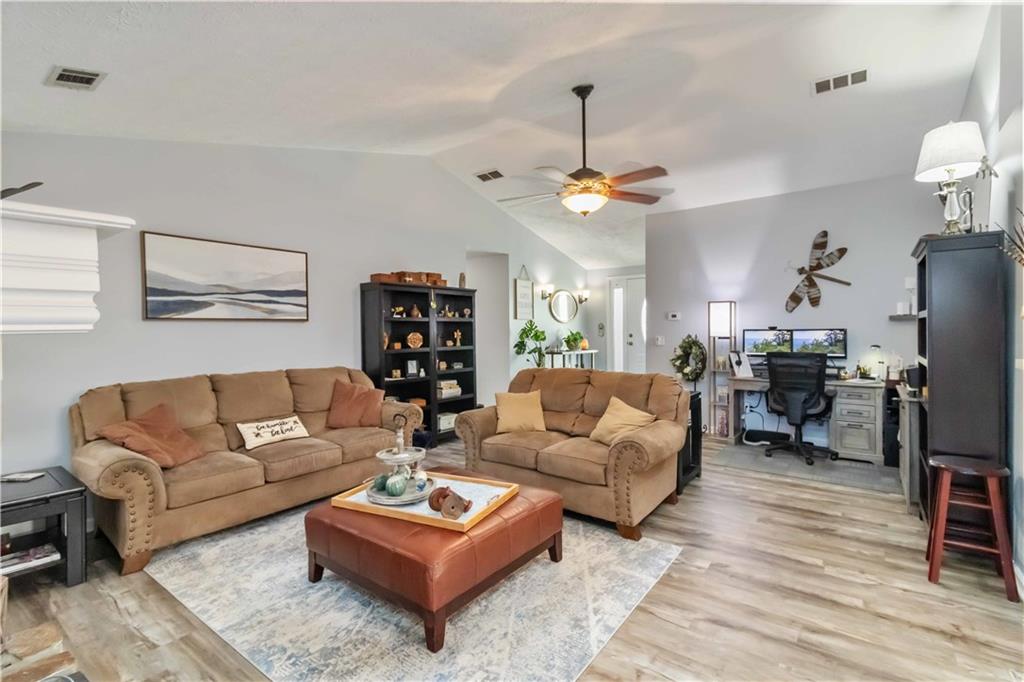 1523 River Rock Trace