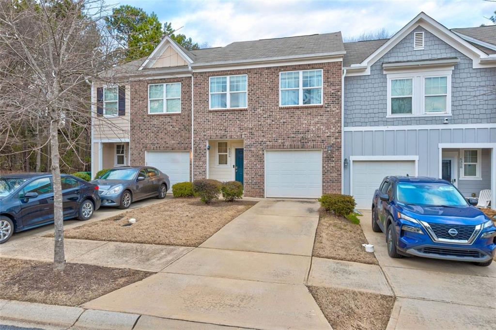 6356 Kennonbriar Court, Lithonia, Georgia image 1