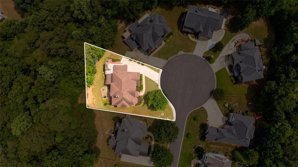 9065 YELLOW PINE Court