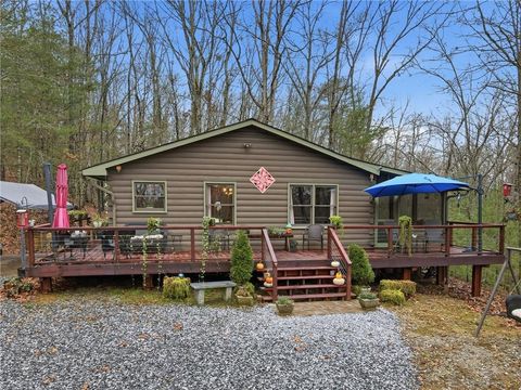 Homes For Sale - 136 Tall Oaks Trail<br/> Union County, Blairsville, GA 30512