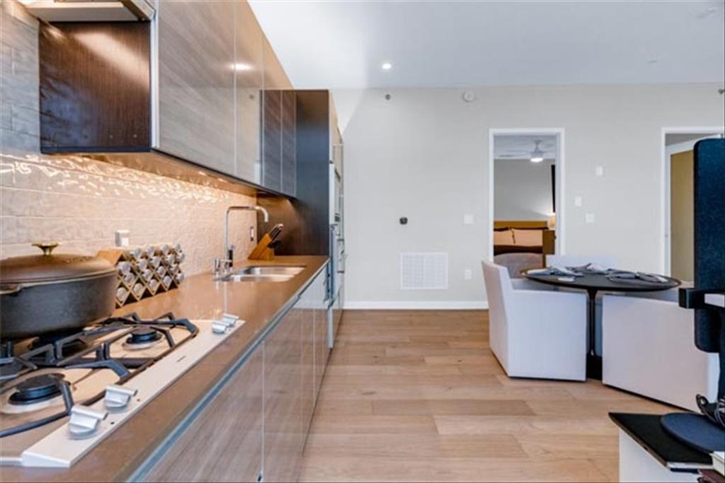 45 Ivan Allen Jr Boulevard NW 1704