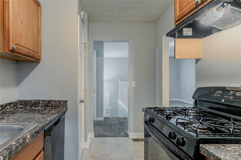2139 Jonathan Avenue, Lithonia, Georgia image 6