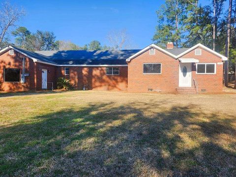 Homes For Sale - 1301 Eager Drive<br/> Albany, GA 31707
