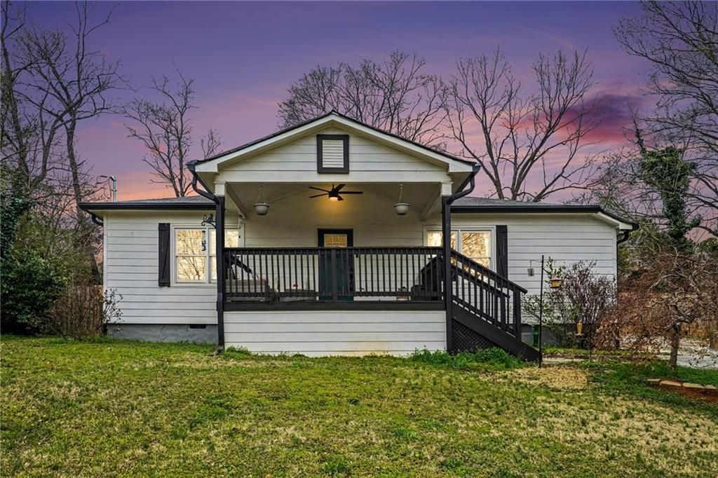 Photo of 1117 Burbank Circle, Marietta, GA 30062 (MLS # 7728199)