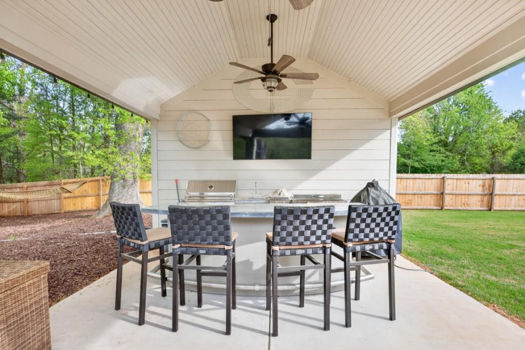 Statham, Georgia, 30666, United States, 4 Bedrooms Bedrooms, ,4 BathroomsBathrooms,Residential,Active,2038208