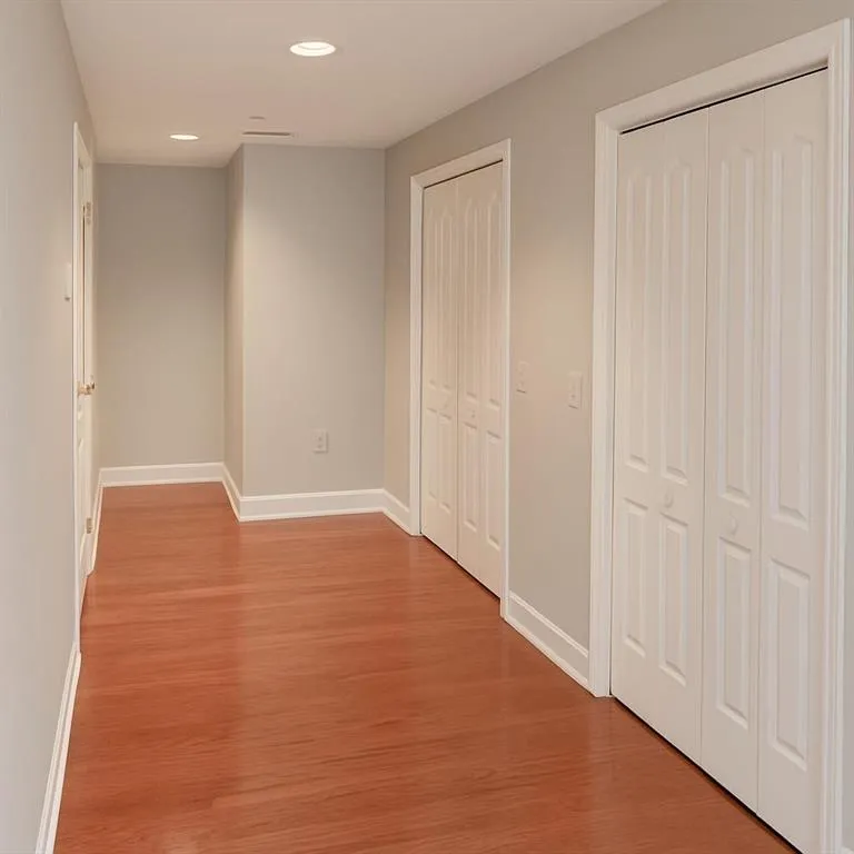 Atlanta, Georgia 30309, United States, 2 Bedrooms Bedrooms, ,2 BathroomsBathrooms,Residential,Active,184667