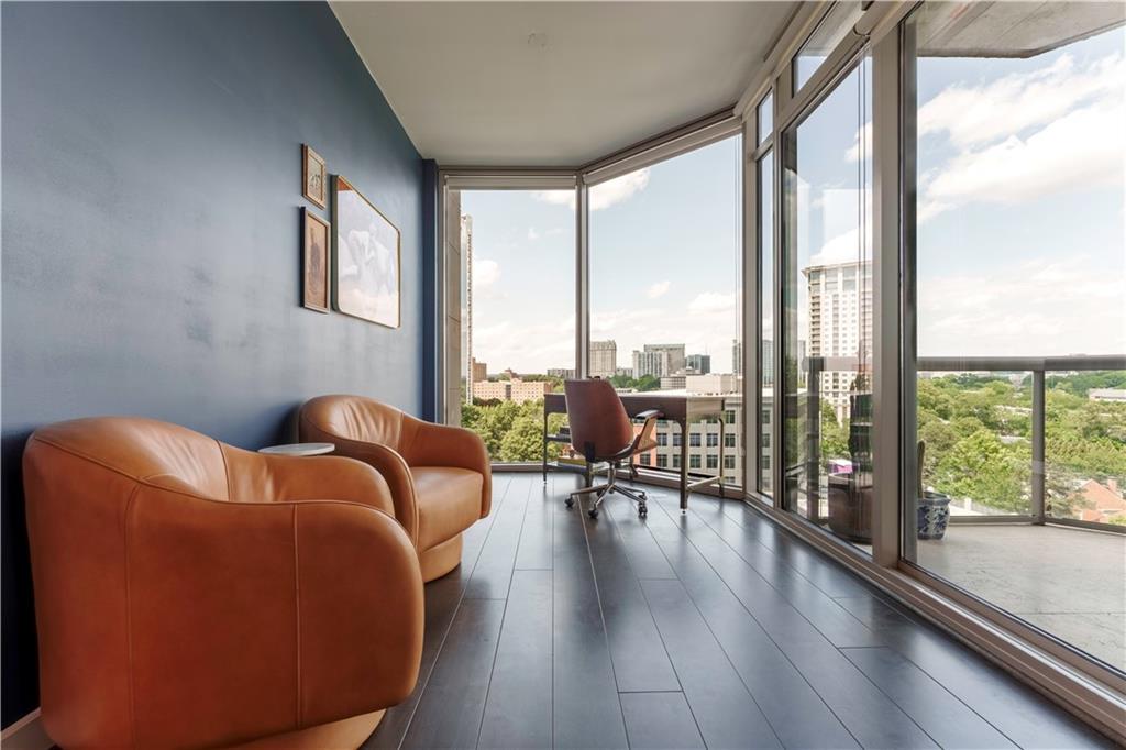 2795 Peachtree Road NE 1009