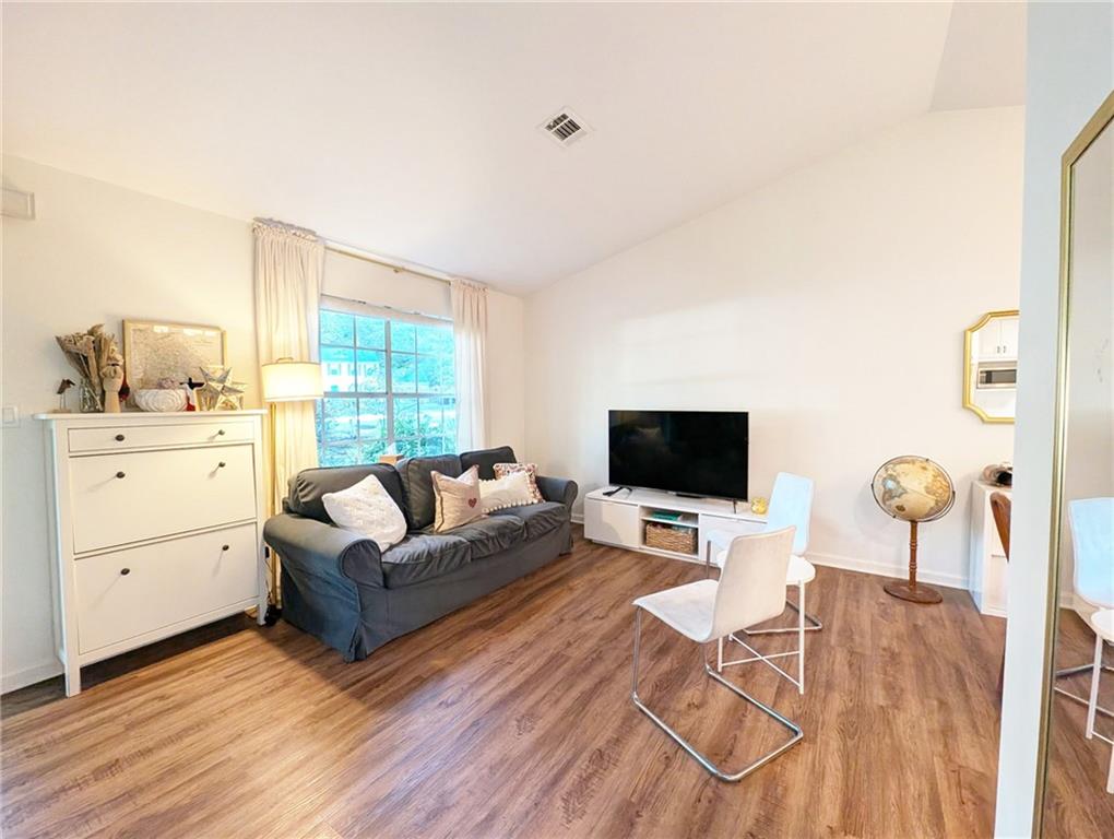 5988 Eton Court