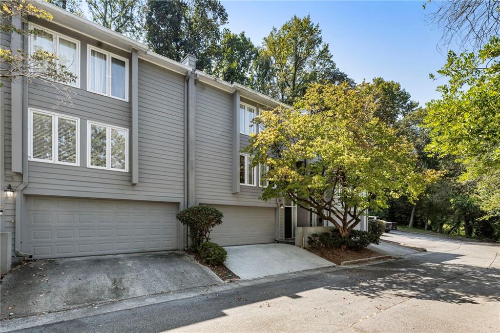 4010 Roswell Road NE 7