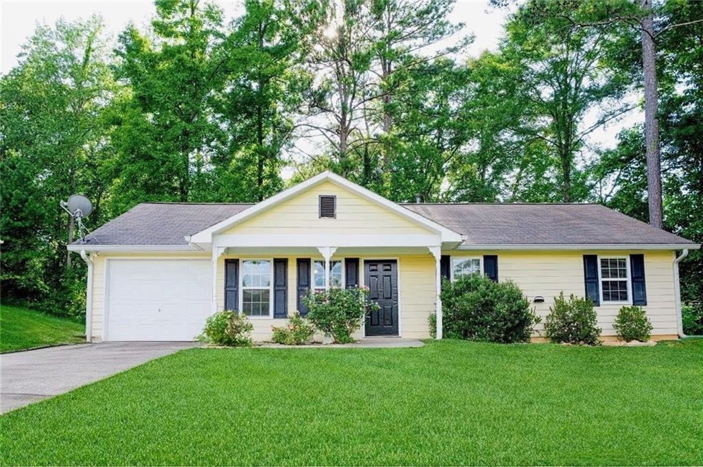 Come tour this hidden gem tucked away at the very end of a quiet, secluded street with NO HOA! This well-maintained home offers ultimate privacy, backing up to a serene forest with no through traffic, making it ideal for families, first-time homeowners, or as a rental investment (INVESTOR FRIENDLY). Enjoy a bright, open floor plan with a clear view of the kitchen and dining area from the cozy living room. 1 YEAR OLD HVAC. Located just minutes from the East-West Connector and less than 20 minutes to the airport, this peaceful retreat offers convenience without sacrificing tranquility. Don’t miss your chance to see this charming home – schedule your visit today!