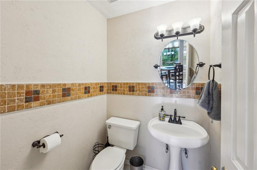 230 Oakmere Drive, Alpharetta, Georgia image 29