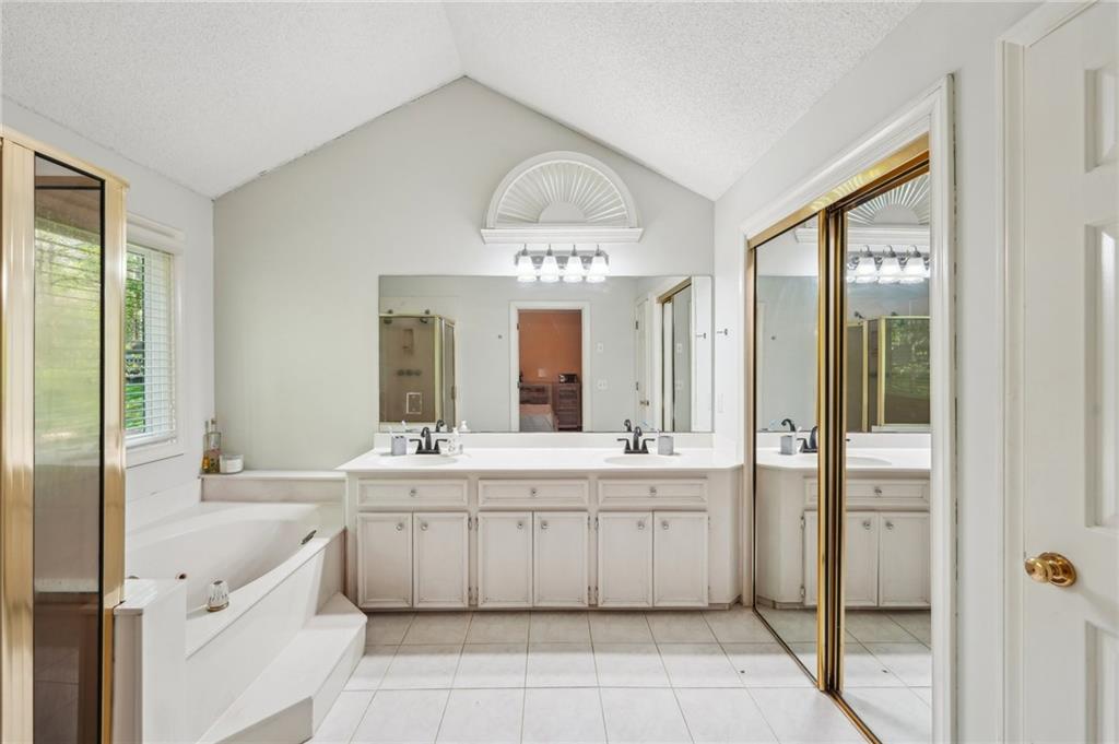 230 Oakmere Drive, Alpharetta, Georgia image 41