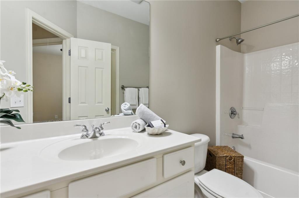 9115 Hannahs Crossing Drive, Gainesville, Georgia image 35