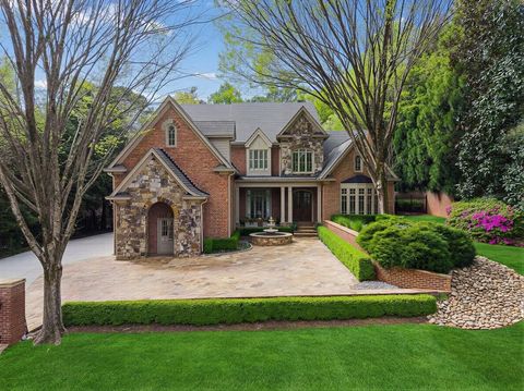 Photo of 4966 Long Island Drive, Atlanta, GA 30327 (MLS # 7746683)