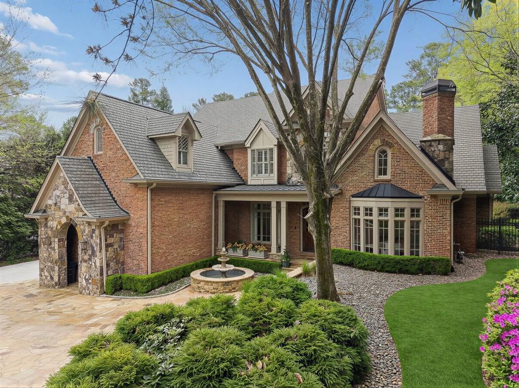 4966 Long Island Drive