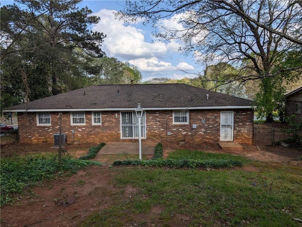 976 Pine Roc Way, Stone Mountain, Georgia image 18