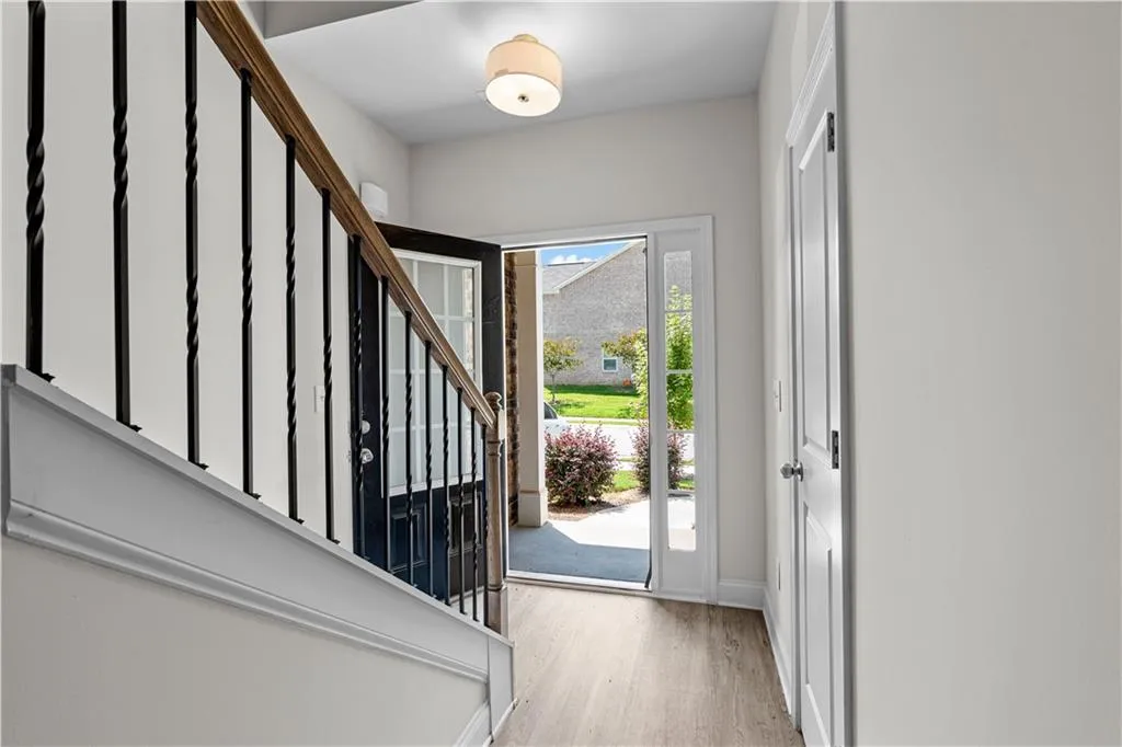 Covington, Georgia 30014, United States, 3 Bedrooms Bedrooms, ,3 BathroomsBathrooms,Residential,Active,204240