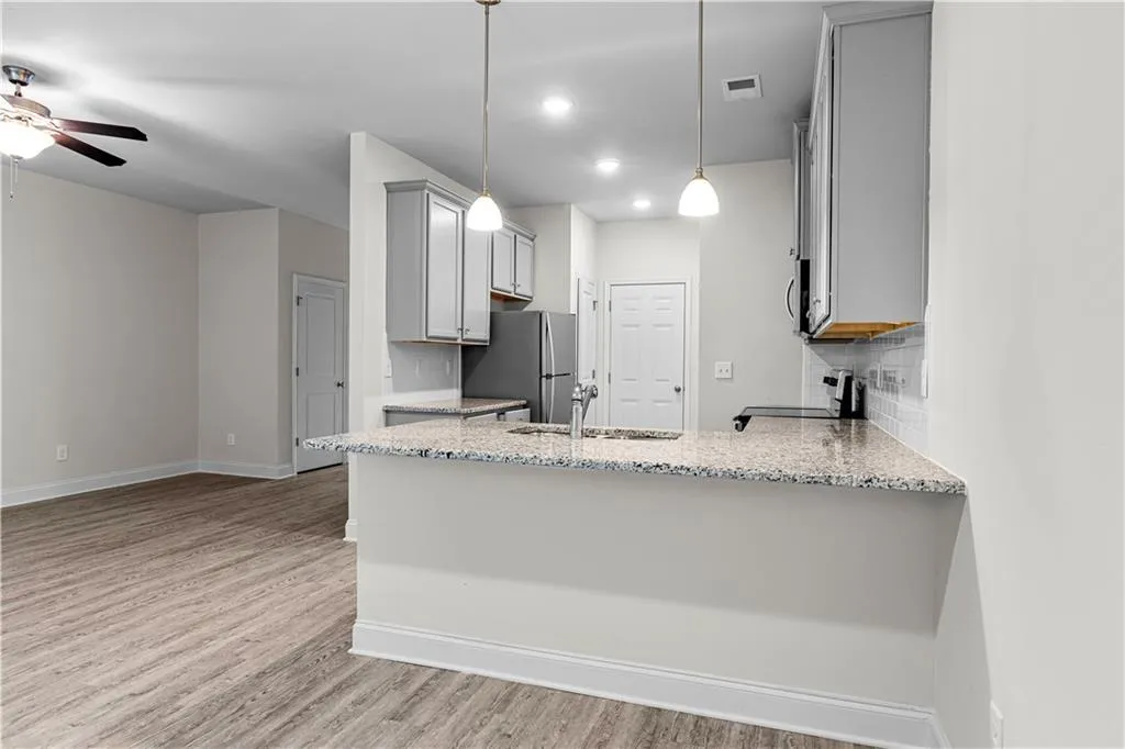 Covington, Georgia 30014, United States, 3 Bedrooms Bedrooms, ,3 BathroomsBathrooms,Residential,Active,204240