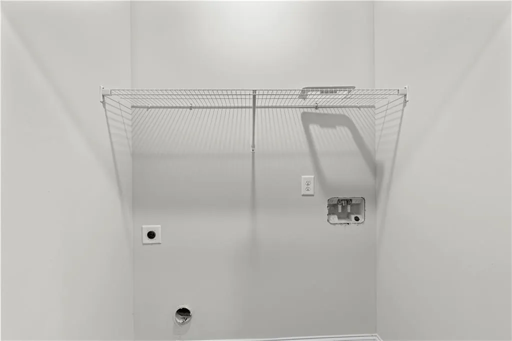 Covington, Georgia 30014, United States, 3 Bedrooms Bedrooms, ,3 BathroomsBathrooms,Residential,Active,204240