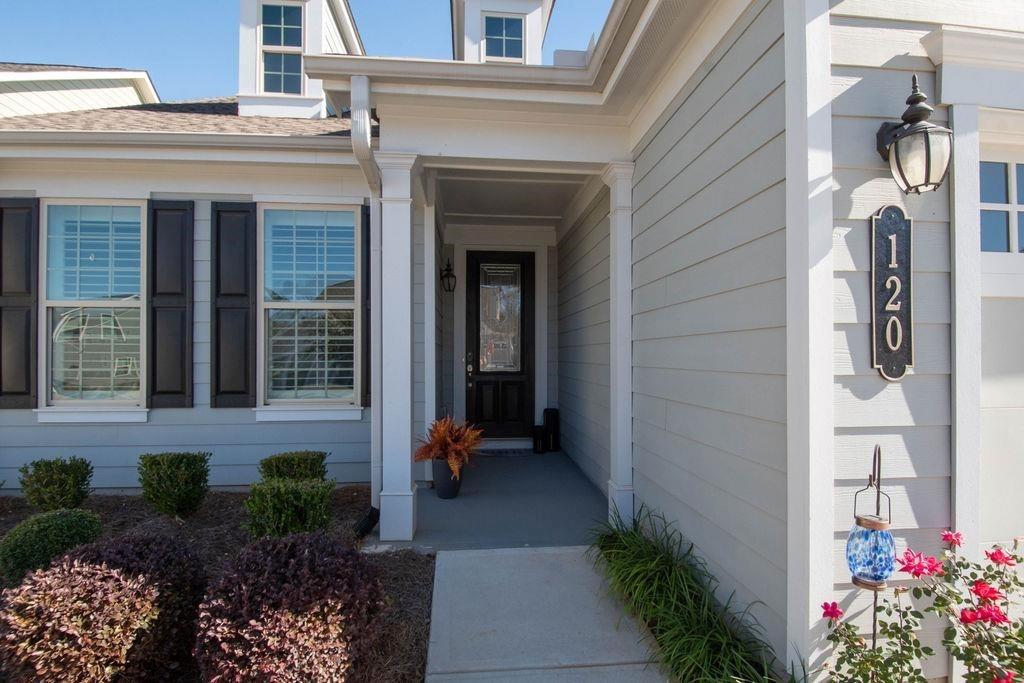 120 Red Maple Drive