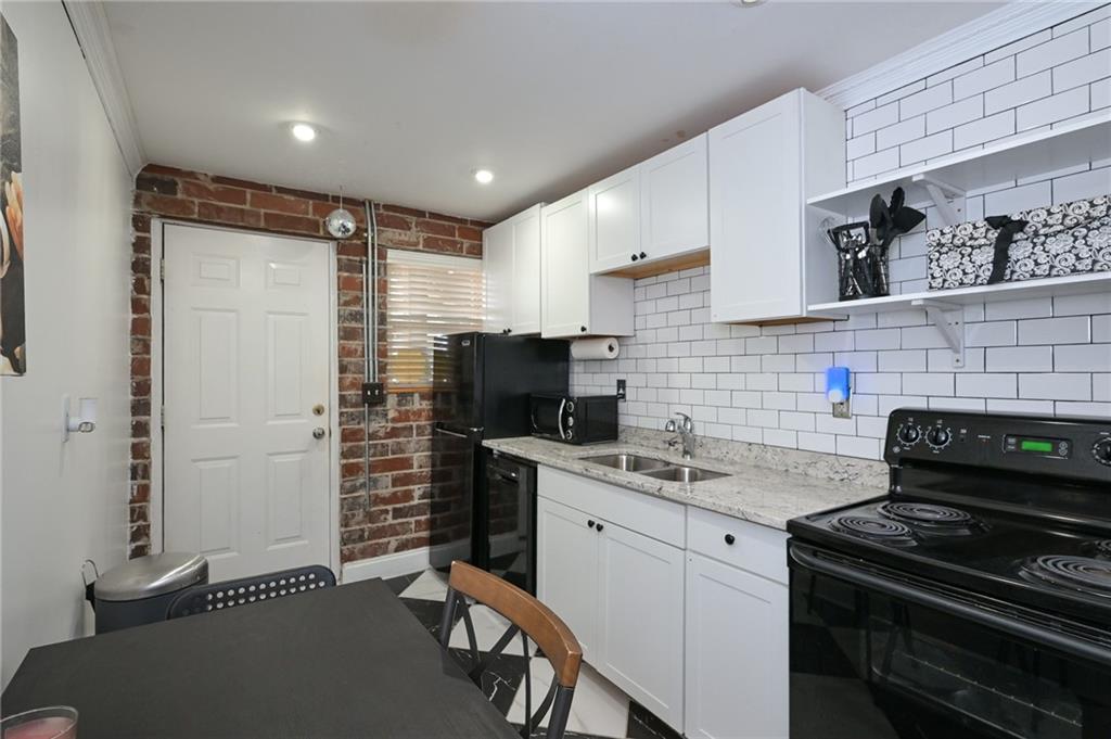 24 Daniel Street 6