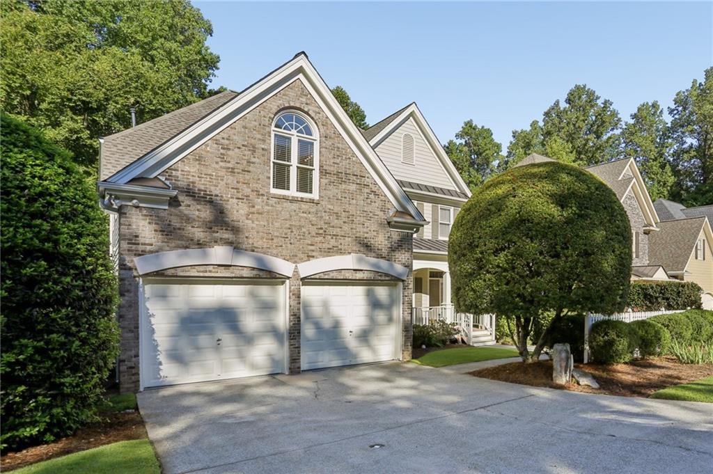 2264 Lenox Ridge Court NE