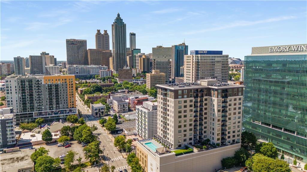 565 Peachtree Street NE 1209