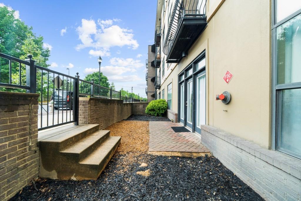5300 Peachtree Road 1608