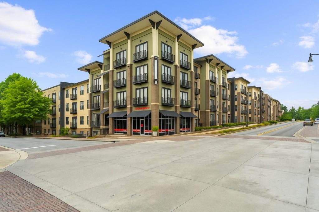 Lofts at 5300 - Residential