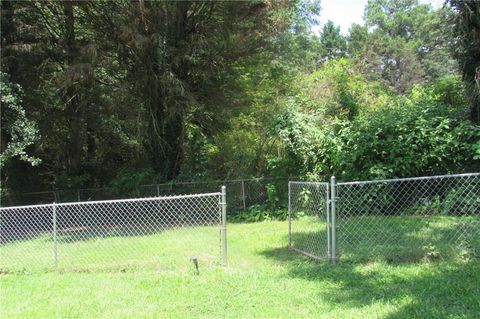 A home in Fairburn