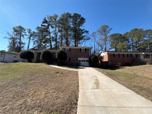 3673 GLEN FALLS DR, DECATUR, GA 30032 - Image d75dc104a6a3bb78c168c826be5cbab8/538014359