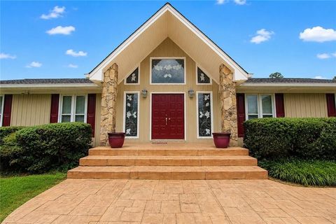 Homes For Sale - 1464 Lakeview Road<br/> Gwinnett County, Grayson, GA 30017