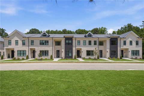 Townhouse For Sale - 185 Brush Creek Court<br/> Stockbridge, GA 30218