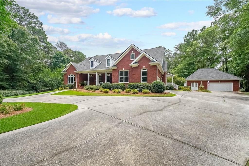 Photo of 750 Old Loganville Road Southwest, Loganville, GA 30052 (MLS # 7705240)