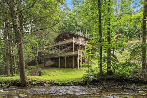 Homes For Sale - 35 Laurel Ridge Drive Dr<br/> Ellijay, GA 30536