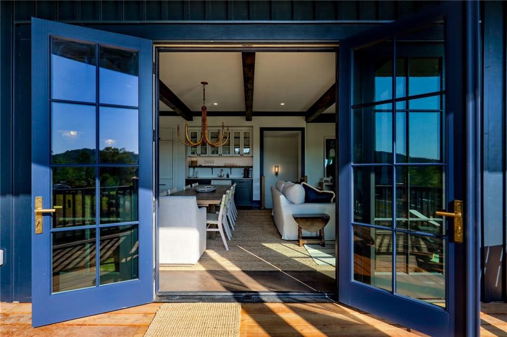 100 Cove View Lane