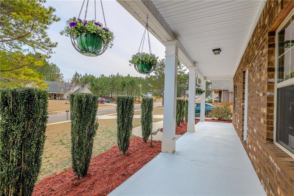 202 Glenview Trail, Griffin, Georgia image 14