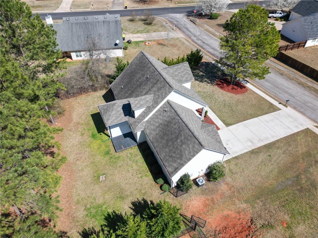 202 Glenview Trail, Griffin, Georgia image 7