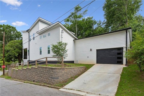 Homes For Sale - 984 Mcdaniel Street<br/> Atlanta, GA 30310