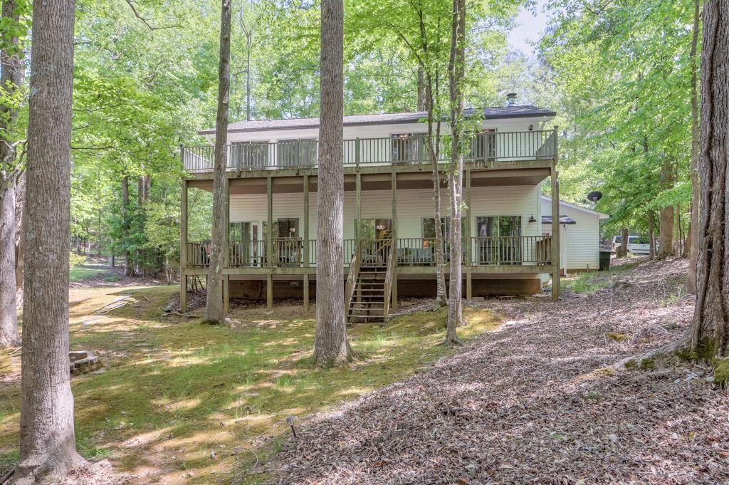 8012 Beachwood Drive