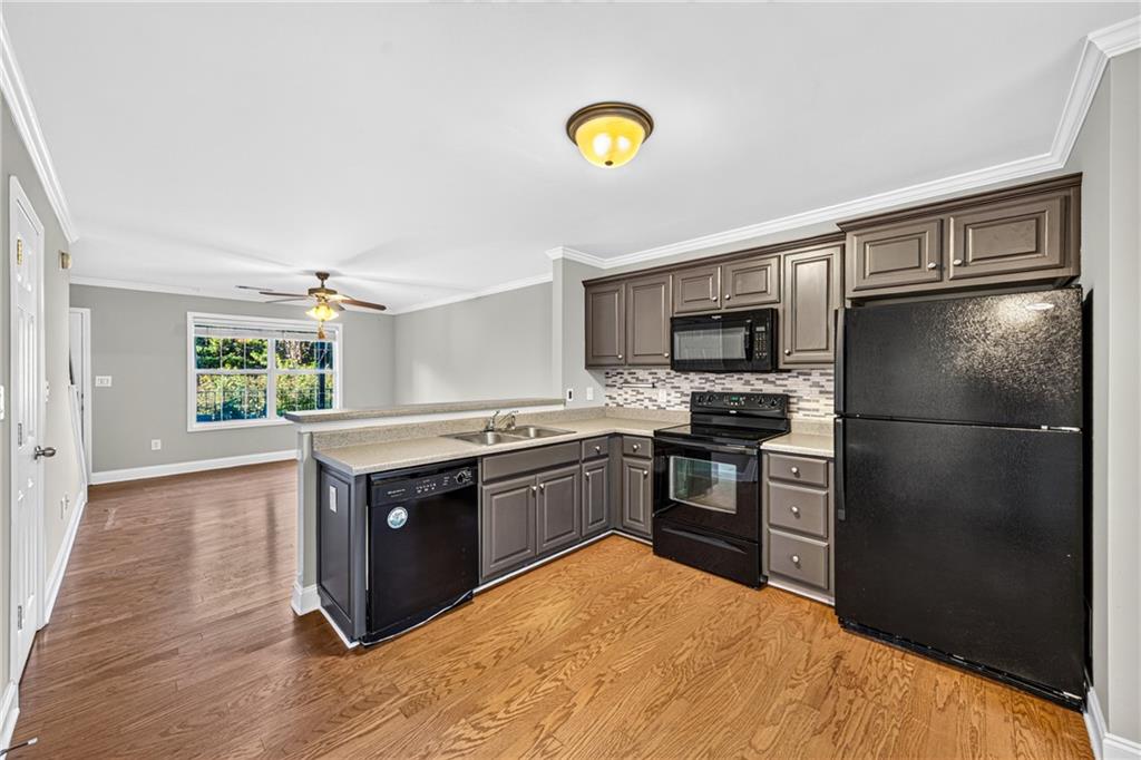 105 Whitehead Road 23