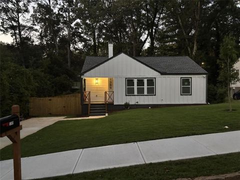 1389 Lanvale Drive SW Atlanta GA 30310