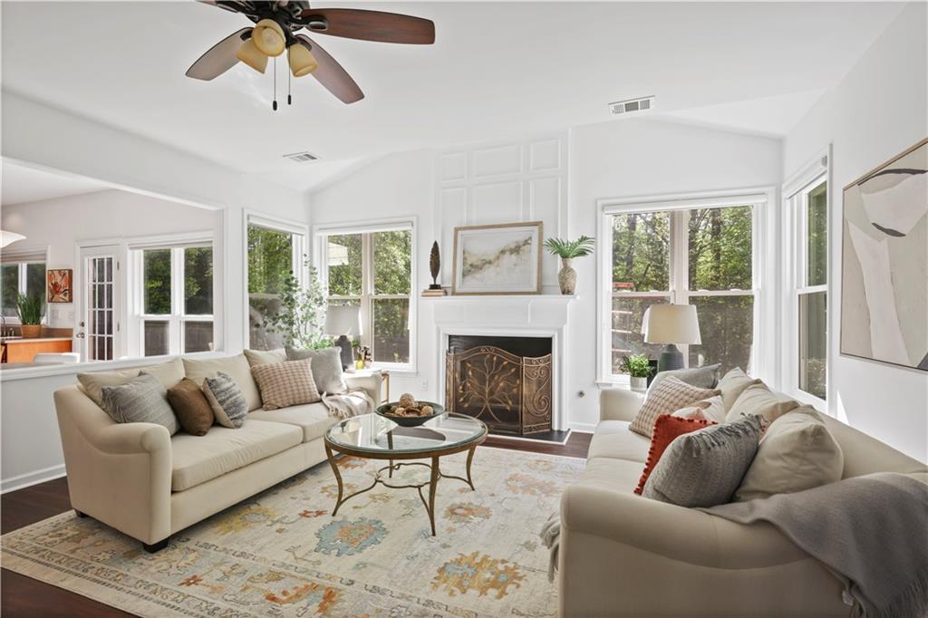 2124 Adderbury Lane, Smyrna, Georgia image 9