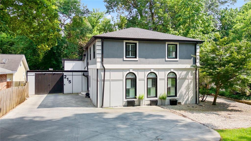 215 Camden Road NE