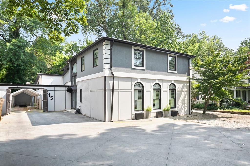 215 Camden Road NE