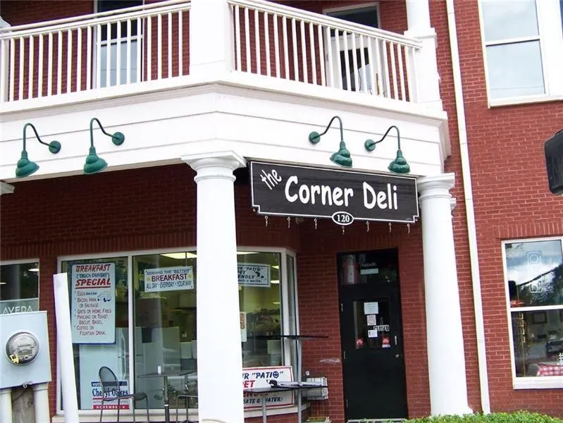 Alpharetta, Georgia 30009, United States, 3 Bedrooms Bedrooms, ,4 BathroomsBathrooms,Residential,Active,4875