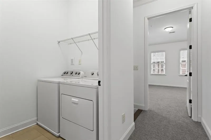 Alpharetta, Georgia 30009, United States, 3 Bedrooms Bedrooms, ,4 BathroomsBathrooms,Residential,Active,4875