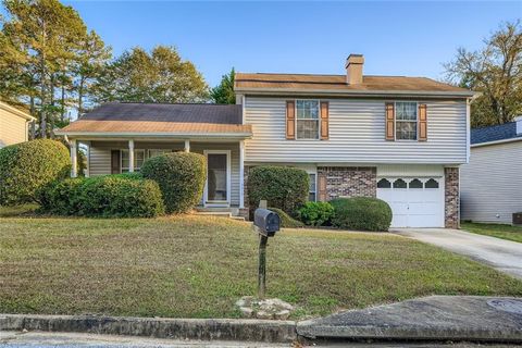 Homes For Sale - 5619 Regency Forest Court<br/> Stonecrest, GA 30038